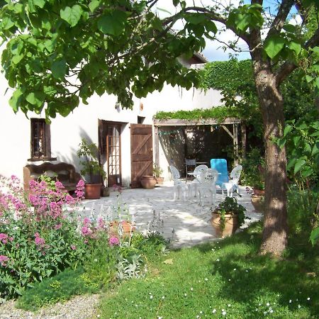 Grande Maison Atypique Le Burgaud Exteriör bild